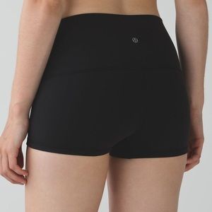 Lululemon boogie shorts (roll down) size 4